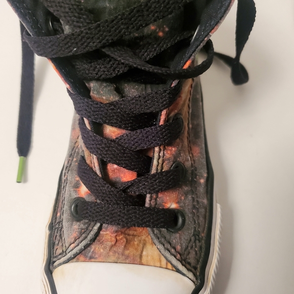 Kids Marvin the Martian converse high tops - Picture 6 of 8